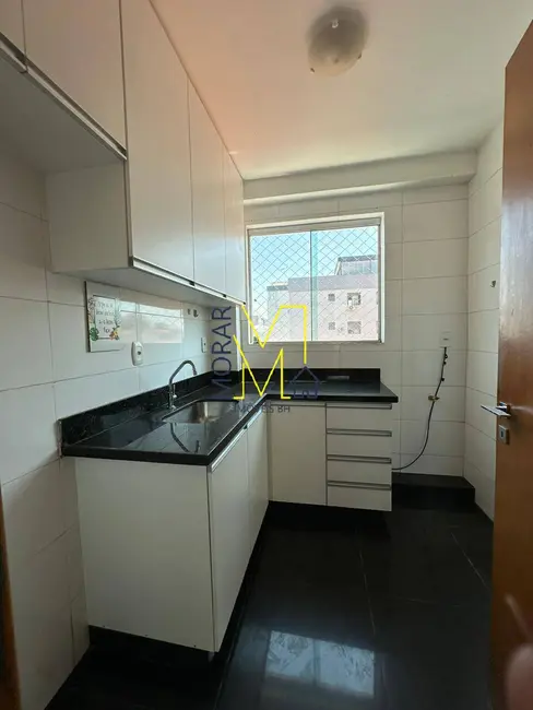 Foto 2 de Apartamento com 3 quartos à venda, 75m2 em Itapoã, Belo Horizonte - MG