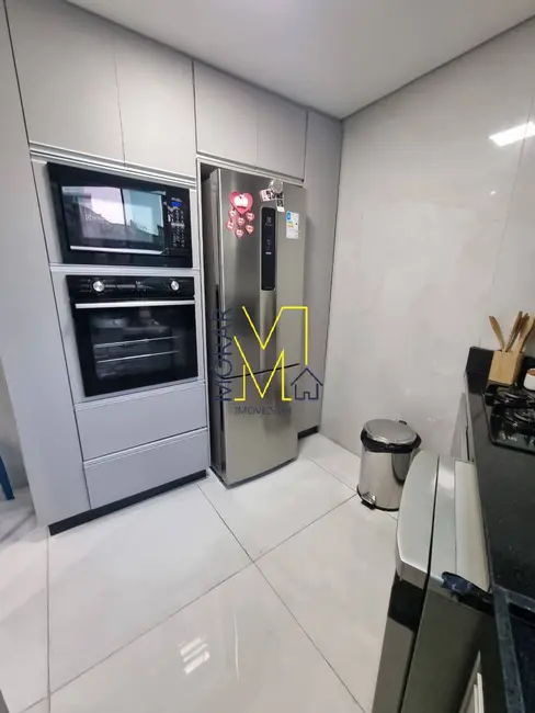 Casa com 3 quartos à venda, 127m2 em Santa Amélia, Belo Horizonte - MG - imagem 8 Foto 8 de Casa com 3 quartos à venda, 127m2 em Santa Amélia, Belo Horizonte - MG