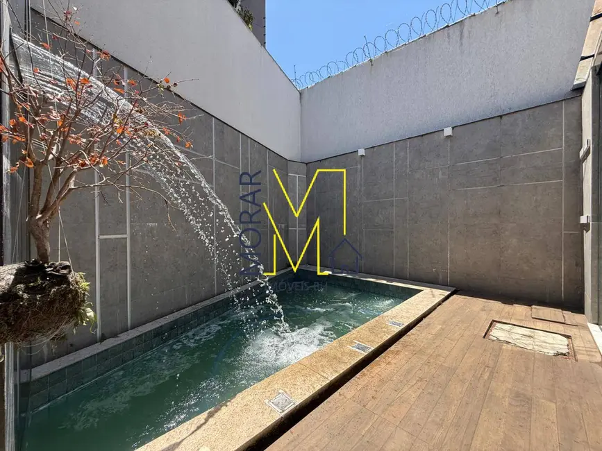 Casa com 4 quartos à venda, 150m2 em Santa Amélia, Belo Horizonte - MG - imagem 2 Foto 2 de Casa com 4 quartos à venda, 150m2 em Santa Amélia, Belo Horizonte - MG