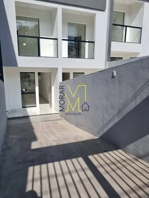 Foto 1 de Casa com 2 quartos à venda, 120m2 em Jardim Leblon, Belo Horizonte - MG