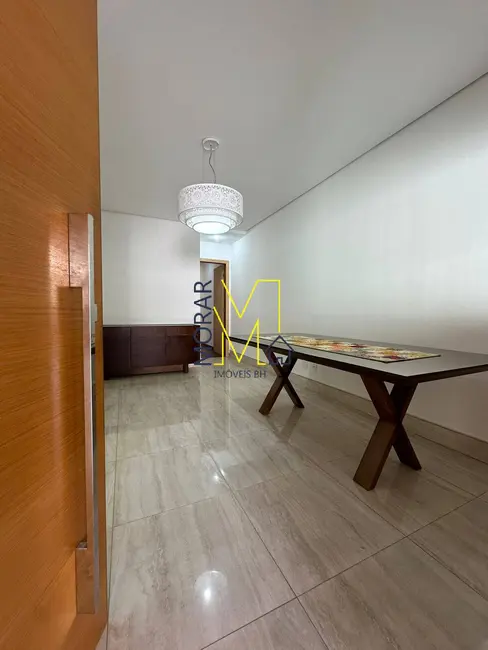 Foto 2 de Casa com 3 quartos à venda, 180m2 em Santa Amélia, Belo Horizonte - MG