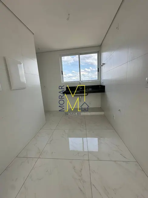 Foto 3 de Cobertura com 4 quartos à venda, 180m2 em Planalto, Belo Horizonte - MG