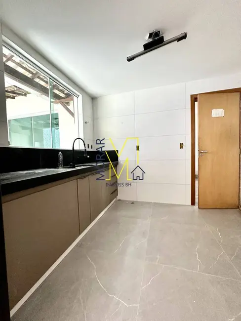 Casa com 3 quartos à venda, 130m2 em Santa Amélia, Belo Horizonte - MG - imagem 6 Foto 6 de Casa com 3 quartos à venda, 130m2 em Santa Amélia, Belo Horizonte - MG