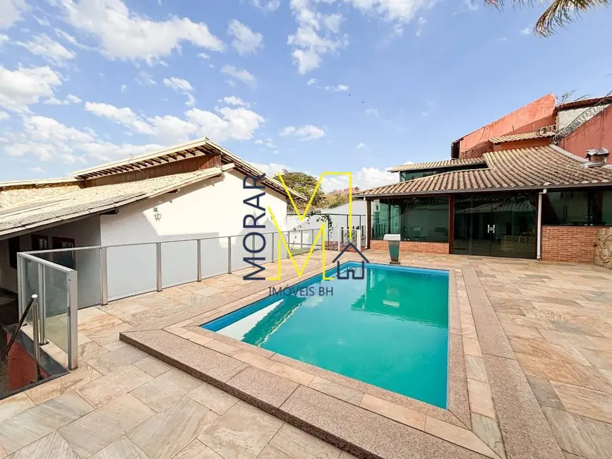 Foto 1 de Casa com 4 quartos à venda, 510m2 em Braúnas, Belo Horizonte - MG