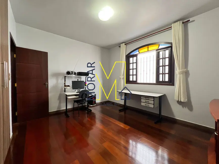 Foto 6 de Casa com 3 quartos à venda, 181m2 em Santa Amélia, Belo Horizonte - MG