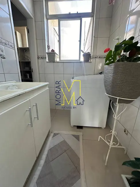 Foto 4 de Apartamento com 3 quartos à venda em Santa Amélia, Belo Horizonte - MG