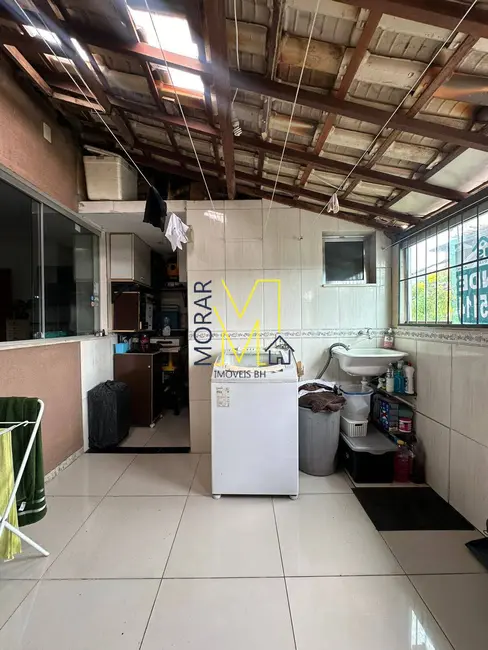 Foto 4 de Casa com 2 quartos à venda, 112m2 em Santa Amélia, Belo Horizonte - MG