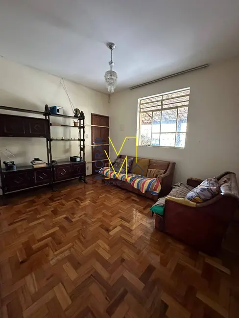 Foto 8 de Casa com 3 quartos à venda, 300m2 em Santa Amélia, Belo Horizonte - MG