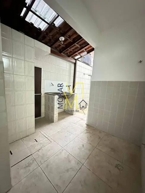 Foto 1 de Casa com 3 quartos à venda, 65m2 em Vespasiano, MG
