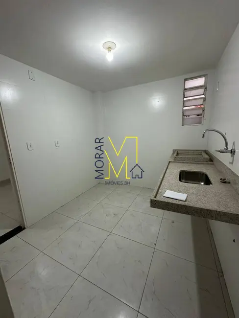 Foto 1 de Casa com 3 quartos à venda, 65m2 em Vespasiano - MG