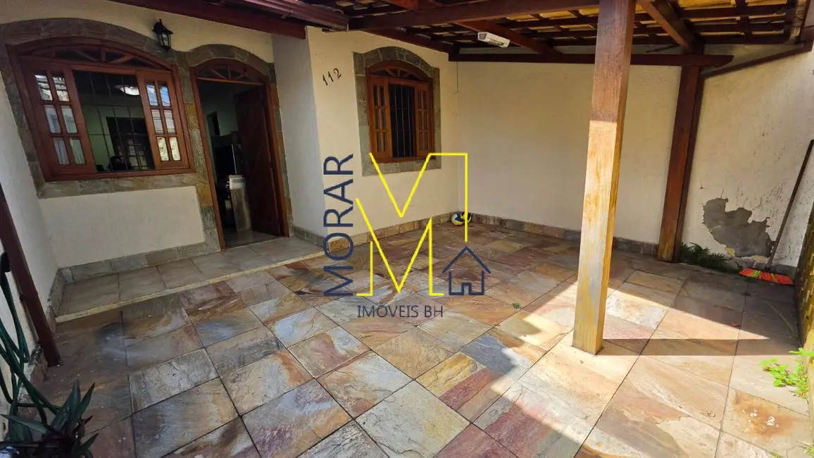 Casa com 2 quartos à venda, 120m2 em Santa Amélia, Belo Horizonte - MG - imagem 1 Foto 1 de Casa com 2 quartos à venda, 120m2 em Santa Amélia, Belo Horizonte - MG