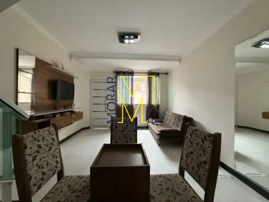 Foto 4 de Casa com 2 quartos à venda, 73m2 em Vila Cloris, Belo Horizonte - MG