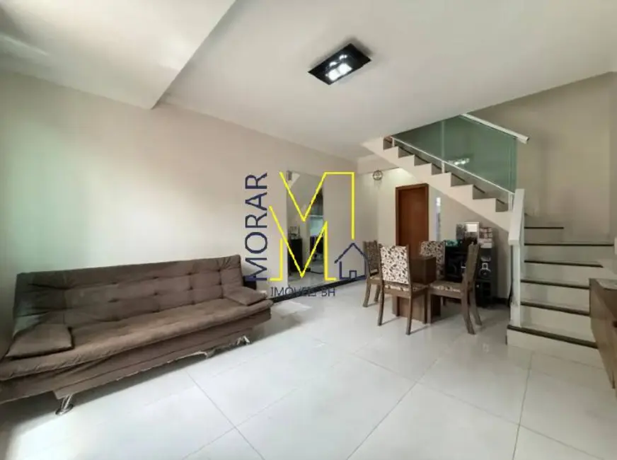 Foto 1 de Casa com 2 quartos à venda, 73m2 em Vila Cloris, Belo Horizonte - MG