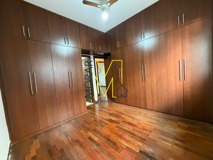 Casa com 3 quartos à venda, 204m2 em Santa Amélia, Belo Horizonte - MG - imagem 3 Foto 3 de Casa com 3 quartos à venda, 204m2 em Santa Amélia, Belo Horizonte - MG
