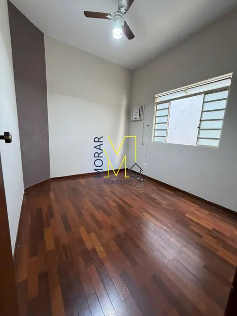 Casa com 3 quartos à venda, 204m2 em Santa Amélia, Belo Horizonte - MG - imagem 8 Foto 8 de Casa com 3 quartos à venda, 204m2 em Santa Amélia, Belo Horizonte - MG