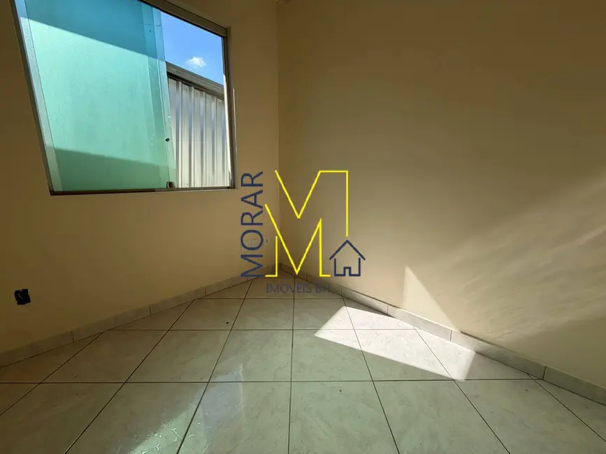 Foto 3 de Casa com 2 quartos à venda, 63m2 em Jardim Leblon, Belo Horizonte - MG