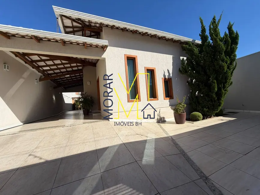 Foto 1 de Casa com 4 quartos à venda, 250m2 em Itapoã, Belo Horizonte - MG