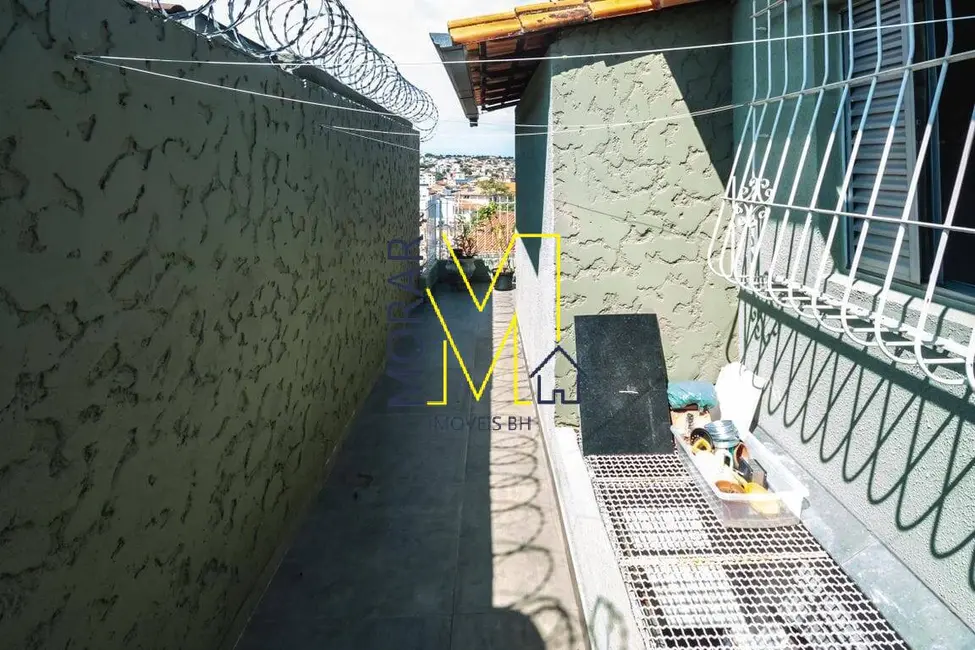 Foto 6 de Casa com 4 quartos à venda, 300m2 em São João Batista (Venda Nova), Belo Horizonte - MG