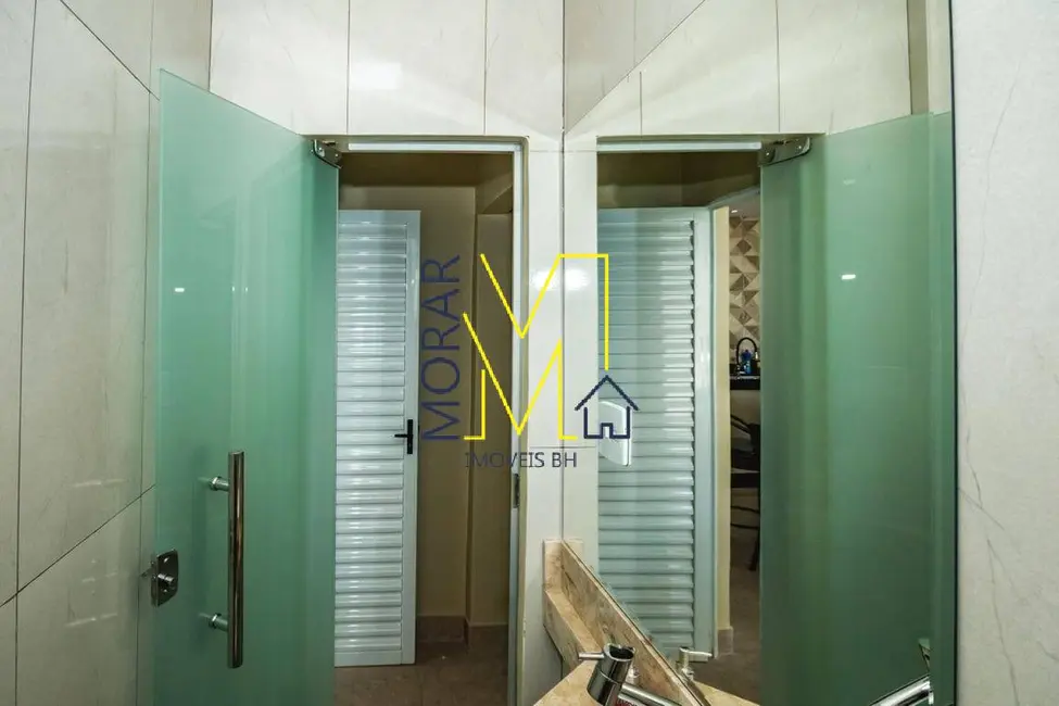 Foto 4 de Casa com 4 quartos à venda, 300m2 em São João Batista (Venda Nova), Belo Horizonte - MG