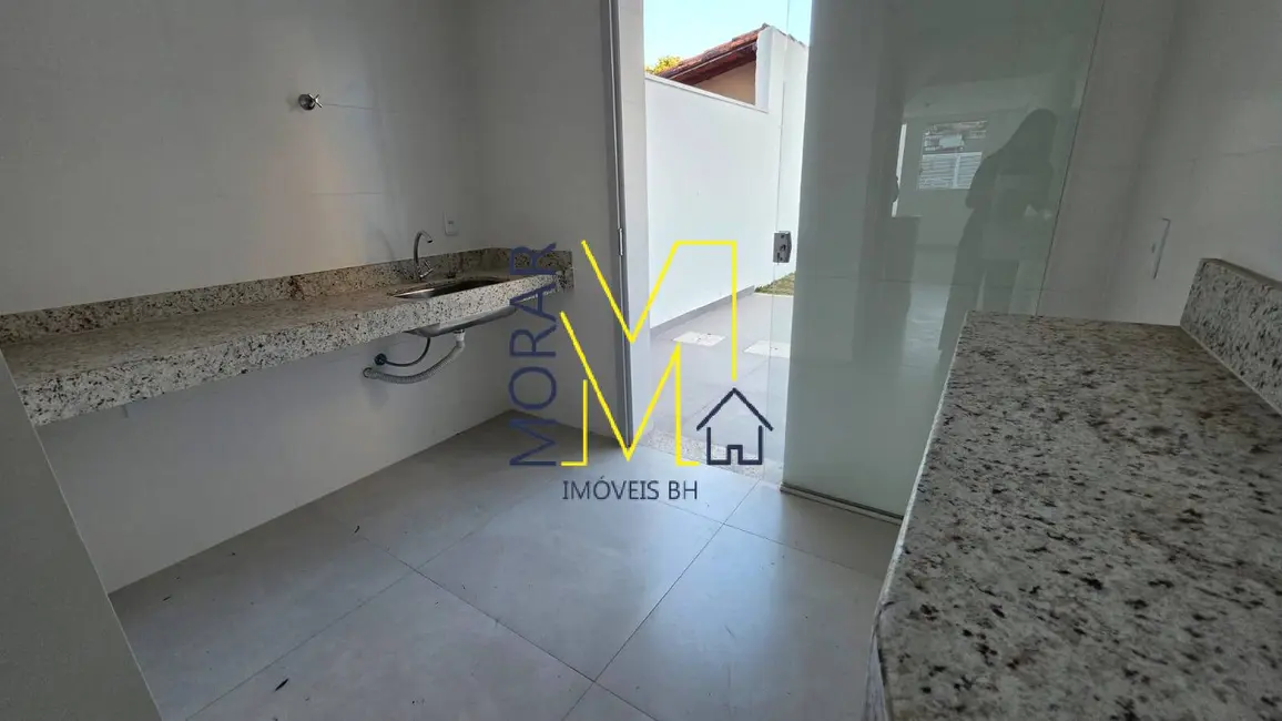 Foto 8 de Casa com 2 quartos à venda, 50m2 em Jardim Leblon, Belo Horizonte - MG