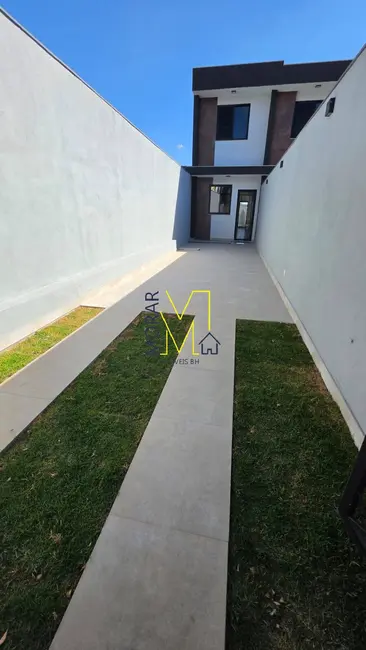Foto 1 de Casa com 2 quartos à venda, 78m2 em Copacabana, Belo Horizonte - MG