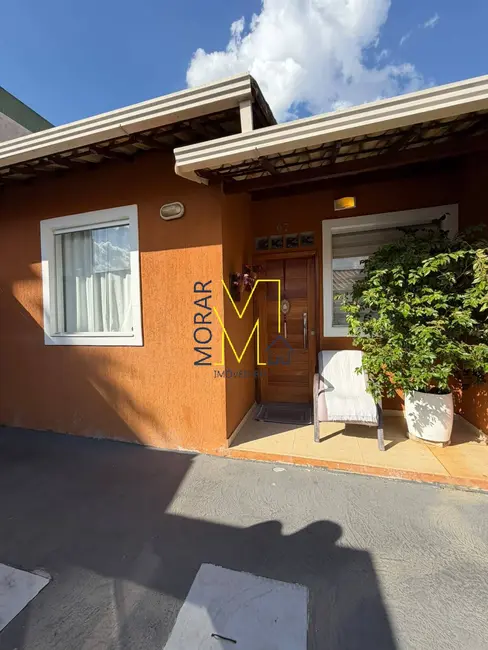 Foto 1 de Casa com 2 quartos à venda, 72m2 em Santa Branca, Belo Horizonte - MG