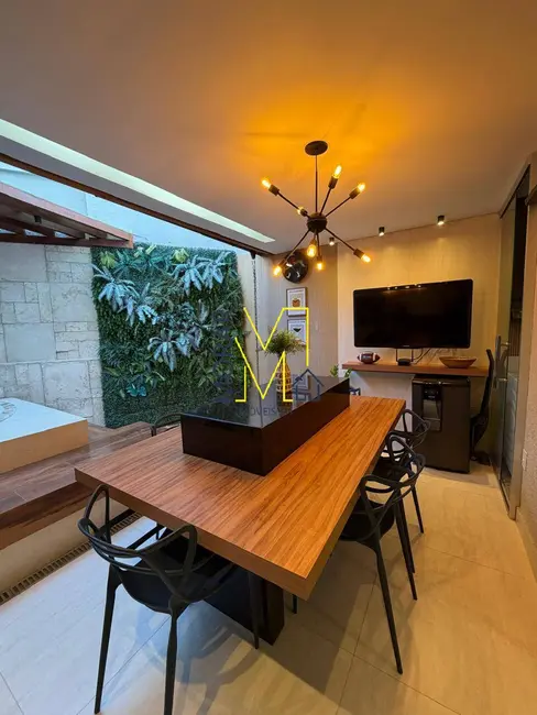 Casa com 3 quartos à venda, 144m2 em Santa Mônica, Belo Horizonte - MG - imagem 1 Foto 1 de Casa com 3 quartos à venda, 144m2 em Santa Mônica, Belo Horizonte - MG