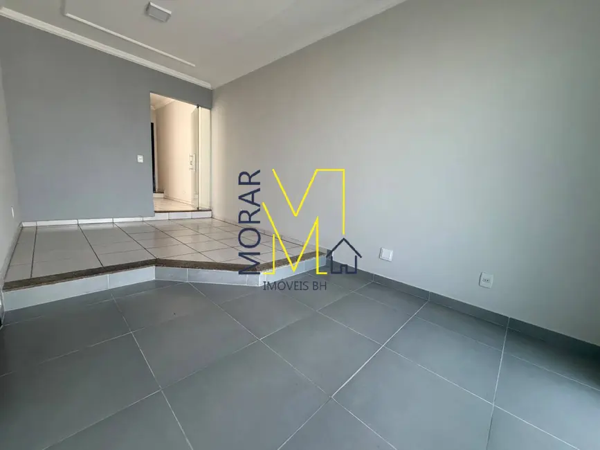 Foto 4 de Casa com 3 quartos à venda, 140m2 em Santa Mônica, Belo Horizonte - MG