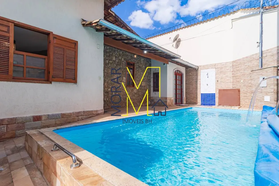 Foto 2 de Casa com 3 quartos à venda, 280m2 em Itapoã, Belo Horizonte - MG