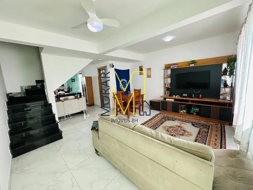 Foto 2 de Casa com 2 quartos à venda, 120m2 em Santa Amélia, Belo Horizonte - MG