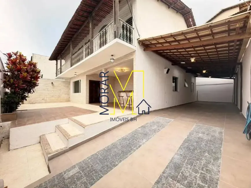 Foto 1 de Casa com 4 quartos à venda, 180m2 em Santa Amélia, Belo Horizonte - MG