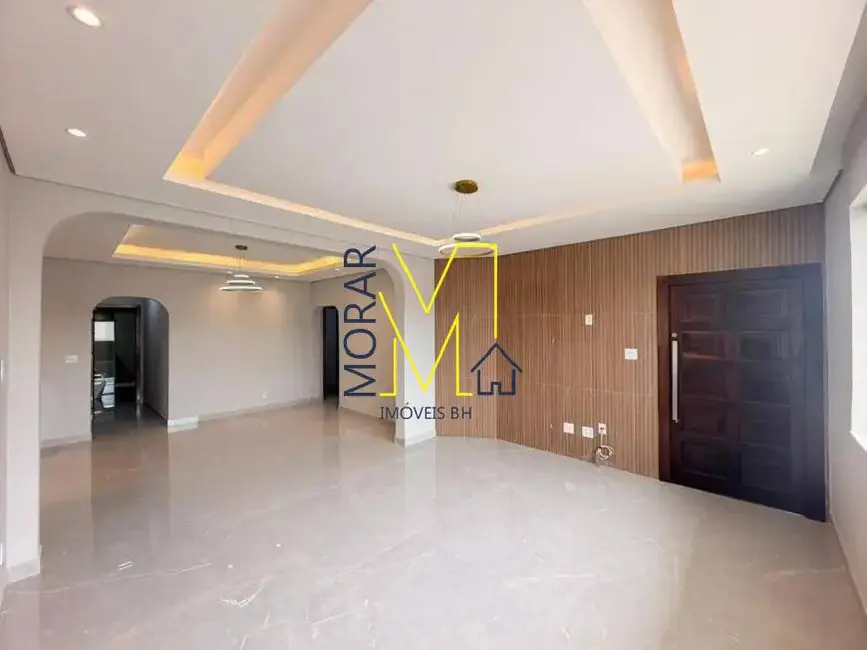 Foto 2 de Casa com 4 quartos à venda, 180m2 em Santa Amélia, Belo Horizonte - MG