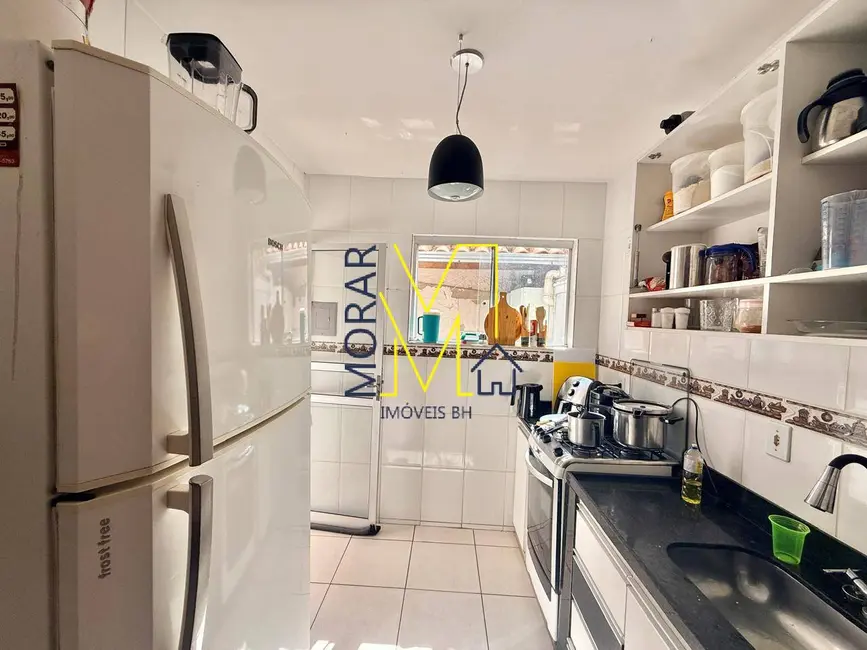 Foto 7 de Casa com 2 quartos à venda, 70m2 em Jardim Leblon, Belo Horizonte - MG