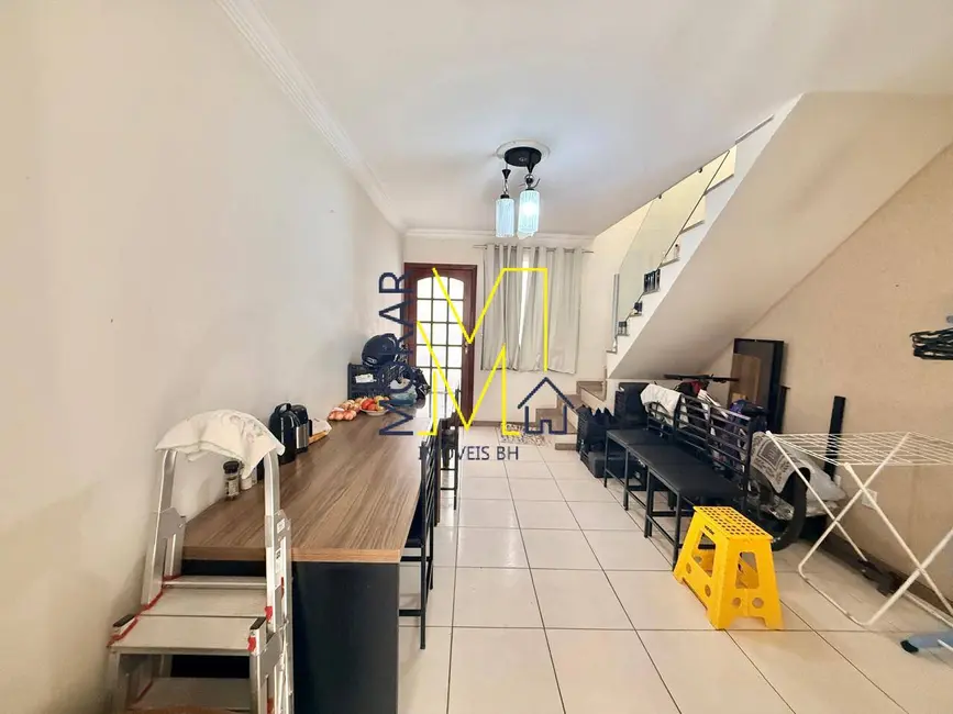 Foto 3 de Casa com 2 quartos à venda, 70m2 em Jardim Leblon, Belo Horizonte - MG
