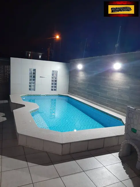 Foto 1 de Casa com 4 quartos à venda, 173m2 em Solemar, Praia Grande - SP