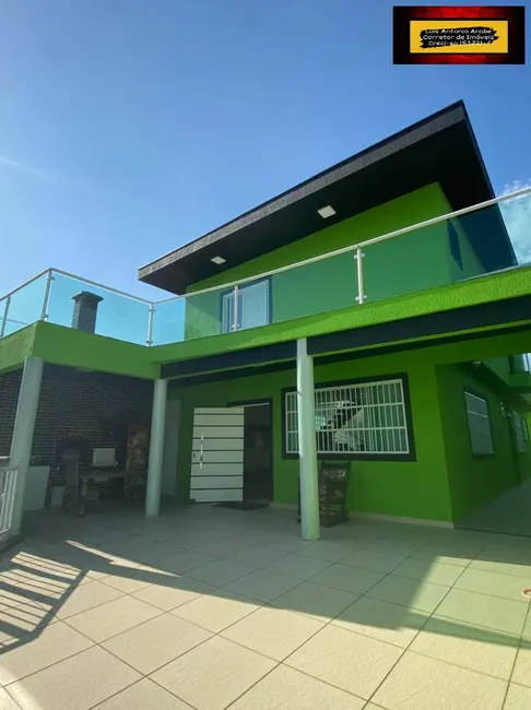 Foto 2 de Casa com 4 quartos à venda, 280m2 em Solemar, Praia Grande - SP