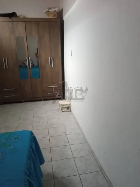 Casa com 2 quartos à venda, 180m2 em Major Prates, Montes Claros - MG - imagem 6 Foto 6 de Casa com 2 quartos à venda, 180m2 em Major Prates, Montes Claros - MG