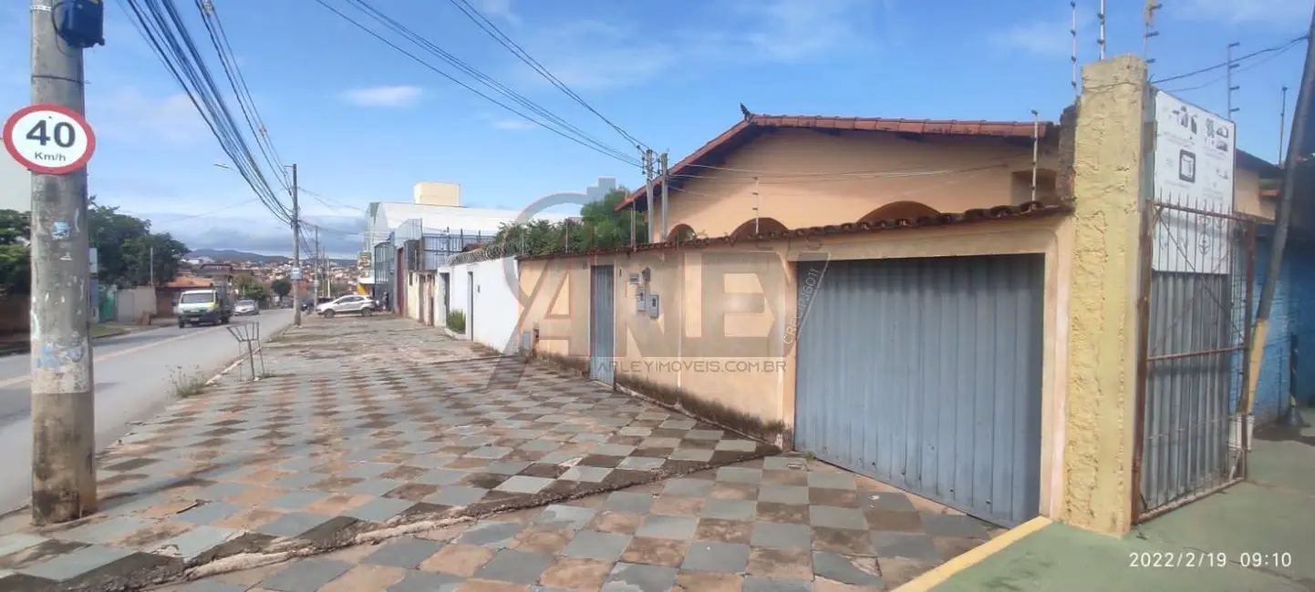 Foto 4 de Casa com 3 quartos à venda, 546m2 em São Judas Tadeu, Montes Claros - MG