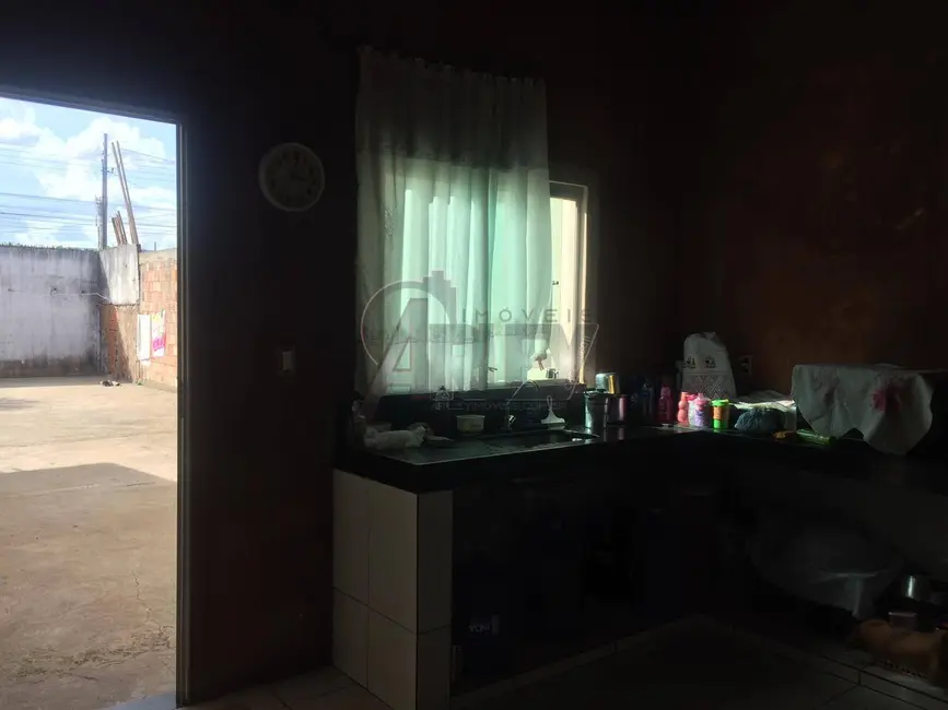 Foto 8 de Casa com 3 quartos à venda, 250m2 em Alto São João, Montes Claros - MG