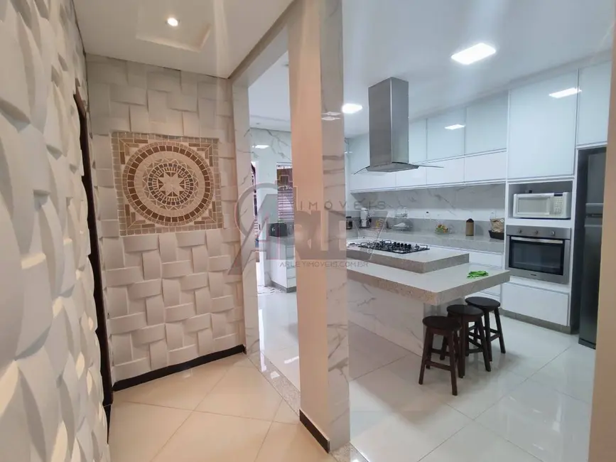 Casa com 3 quartos à venda em Monte Carmelo, Montes Claros - MG - imagem 7 Foto 7 de Casa com 3 quartos à venda em Monte Carmelo, Montes Claros - MG