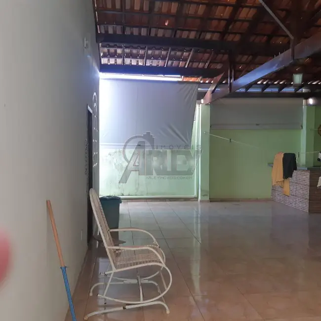 Foto 7 de Casa com 6 quartos à venda, 300m2 em Maracanã, Montes Claros - MG