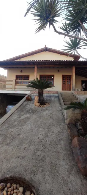 Casa com 3 quartos à venda, 642m2 em Ibituruna, Montes Claros - MG - imagem 4 Foto 4 de Casa com 3 quartos à venda, 642m2 em Ibituruna, Montes Claros - MG