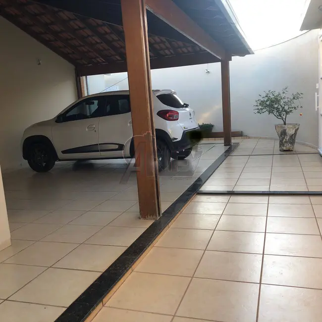 Foto 4 de Casa com 3 quartos à venda em Todos os Santos, Montes Claros - MG