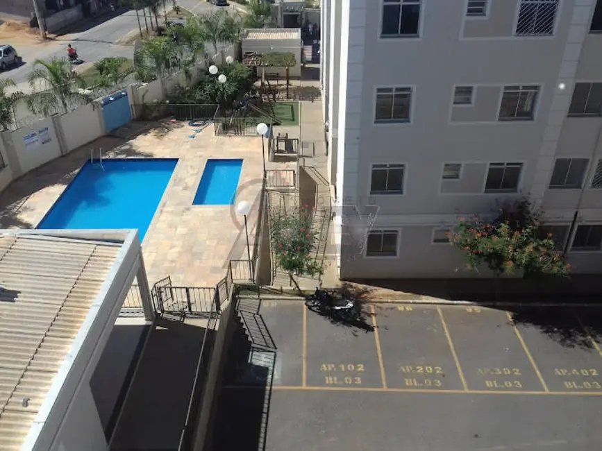 Foto 2 de Apartamento com 2 quartos à venda em Belvedere, Montes Claros - MG