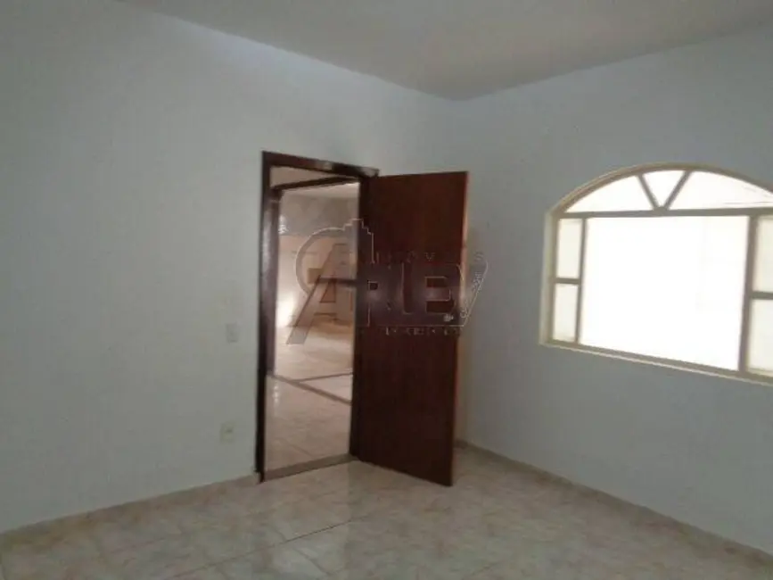 Casa com 4 quartos à venda, 400m2 em São Judas Tadeu, Montes Claros - MG - imagem 9 Foto 9 de Casa com 4 quartos à venda, 400m2 em São Judas Tadeu, Montes Claros - MG