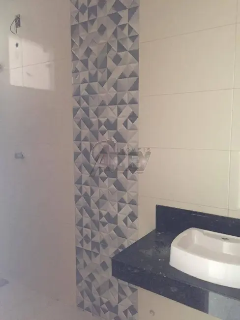 Foto 9 de Casa de Condomínio com 3 quartos à venda, 250m2 em Jaraguá, Montes Claros - MG