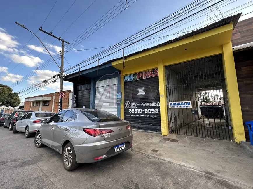 Foto 1 de Loja à venda, 562m2 em Cândida Câmara, Montes Claros - MG