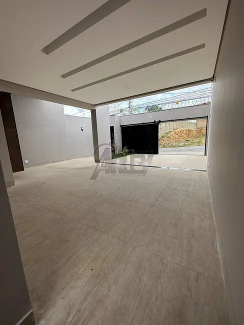 Foto 2 de Casa de Condomínio com 3 quartos à venda, 225m2 em Ibituruna, Montes Claros - MG