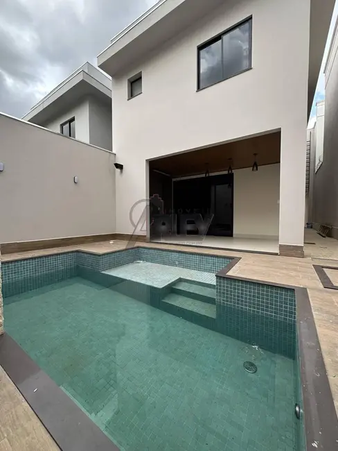 Foto 4 de Casa de Condomínio com 3 quartos à venda, 225m2 em Ibituruna, Montes Claros - MG