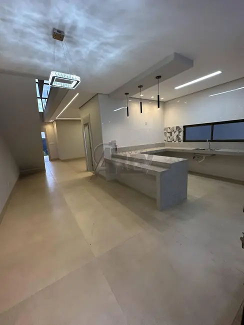 Foto 3 de Casa de Condomínio com 3 quartos à venda, 225m2 em Ibituruna, Montes Claros - MG